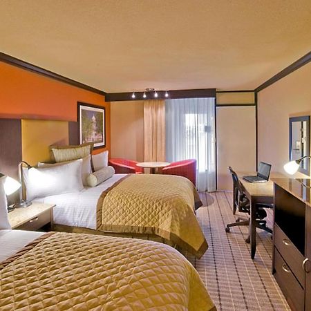 Wyndham Garden Oklahoma City Resort & Conference Hotel Near Airport, Fairgrounds Paycom & I40 Room photo
