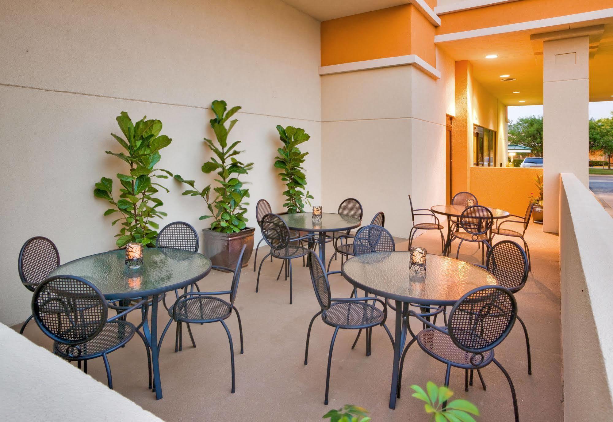 Wyndham Garden Oklahoma City Resort & Conference Hotel Near Airport, Fairgrounds Paycom & I40 Exterior photo
